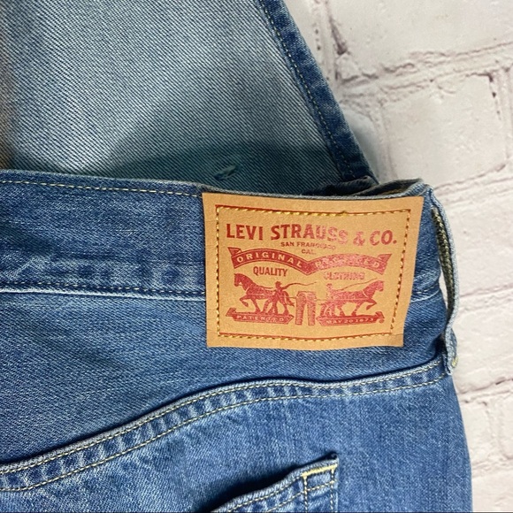 NWT Levi’s Bib Overalls Denim Adjustable Straps - Picture 5 of 14